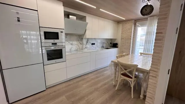 Fantastic Larimar New Apartment